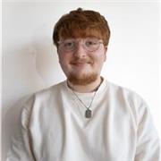 Étudiant passionné par les maths ! Je peux enseigner de la 6ème à la terminale.